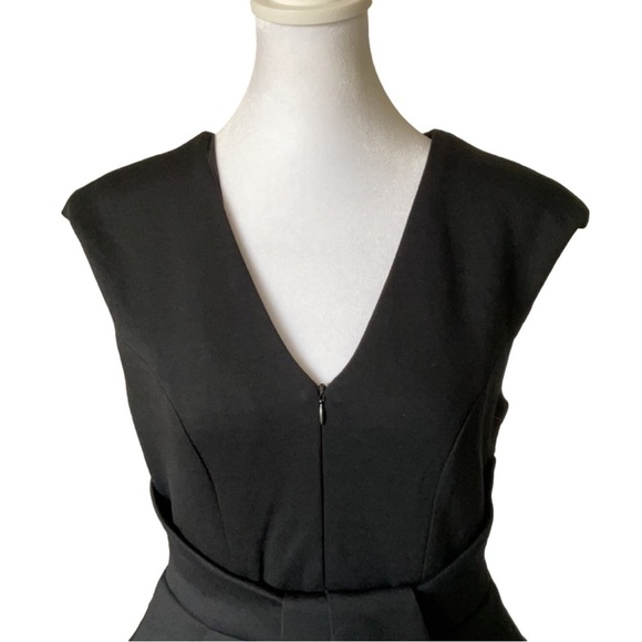 Venus Bow & Peplum Bodycon Dress - Picture 4 of 14